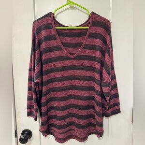 American Eagle Women’s V-Neck Striped Black Burgundy Cranberry Knit Top L